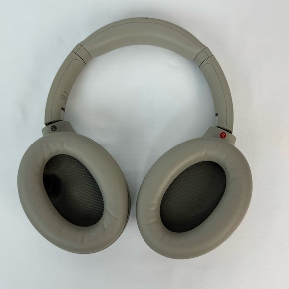 Sony WH-1000XM4 Headphones - Picture 7 of 16